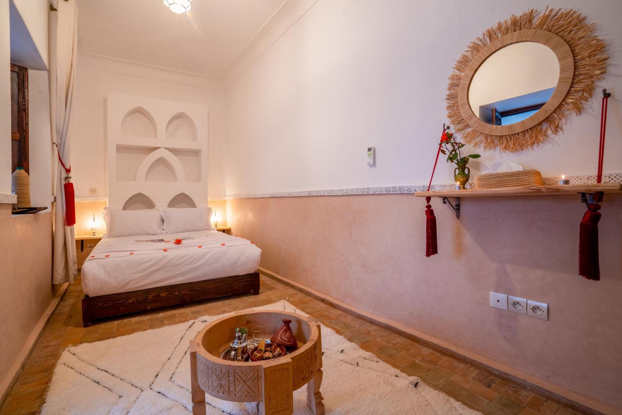 Riad Boutouil & Spa Hotel Marrakesh Buitenkant foto